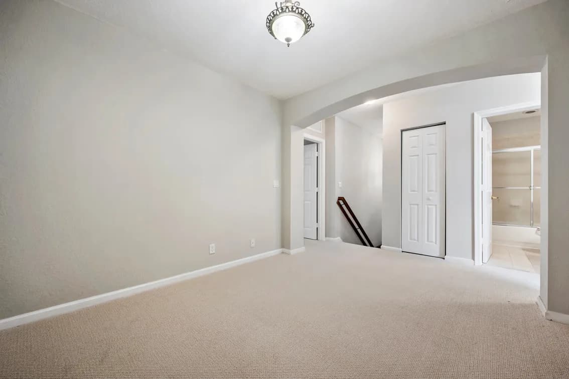 Thousand Oaks Townhouse Riviera Beach, Online Auction, Palm Beach County — auction photograph 18