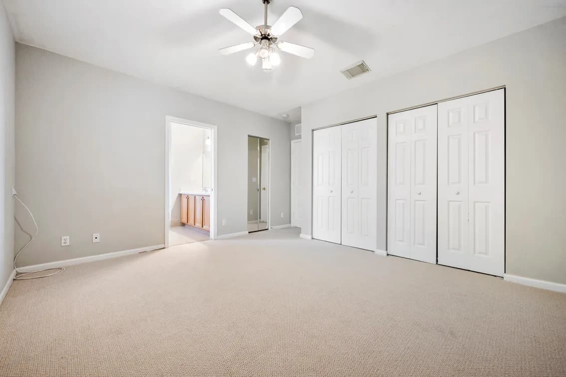 Thousand Oaks Townhouse Riviera Beach, Online Auction, Palm Beach County — auction photograph 26
