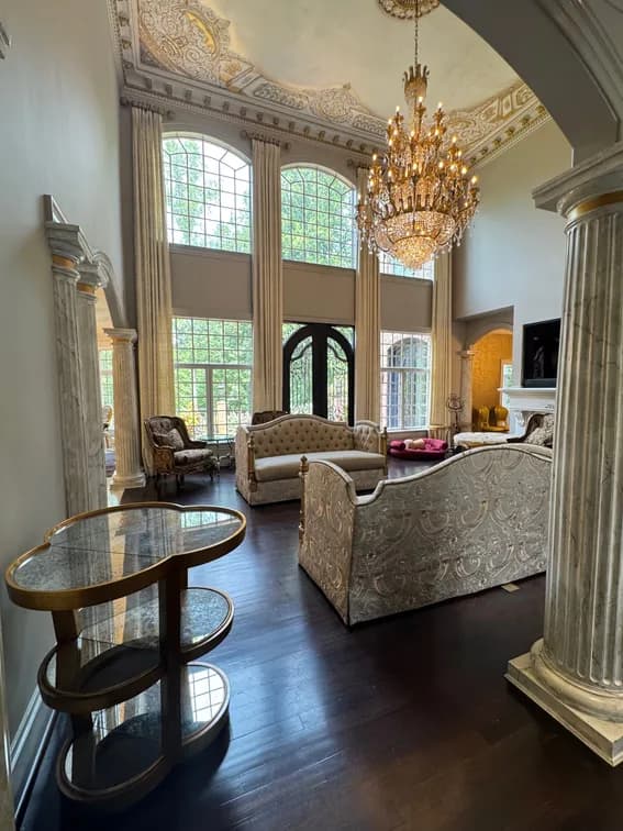 $15 Million Great Falls Downsizing Mansion Online Auction — auction photograph 6