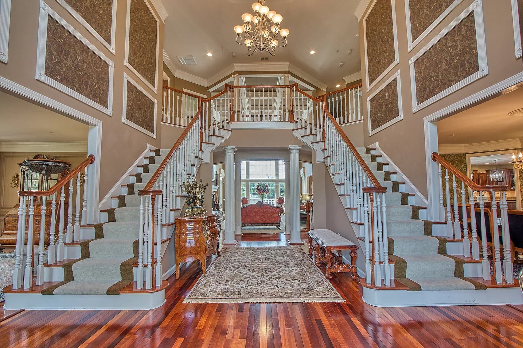 Loudoun Mansion Online Downsizing Auction — featured auction photograph