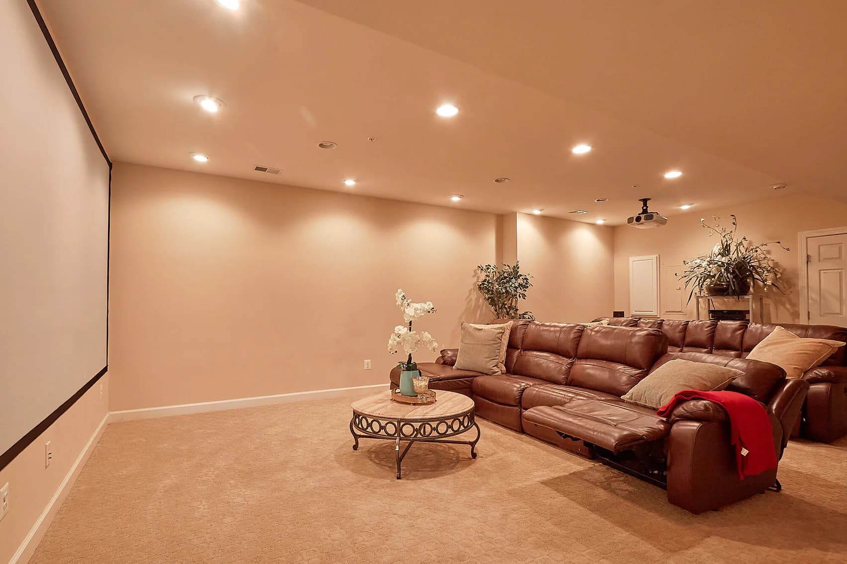 Loudoun Mansion Online Downsizing Auction — auction photograph 5