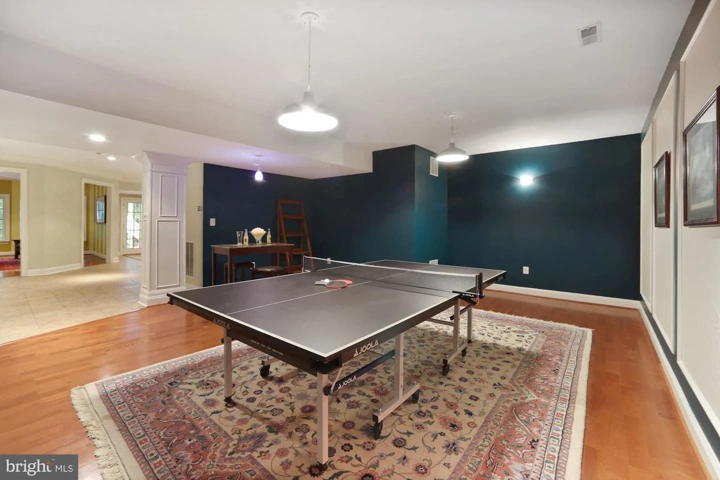 $2.7 Million McLean Mansion Downsizing Online Auction — auction photograph 9