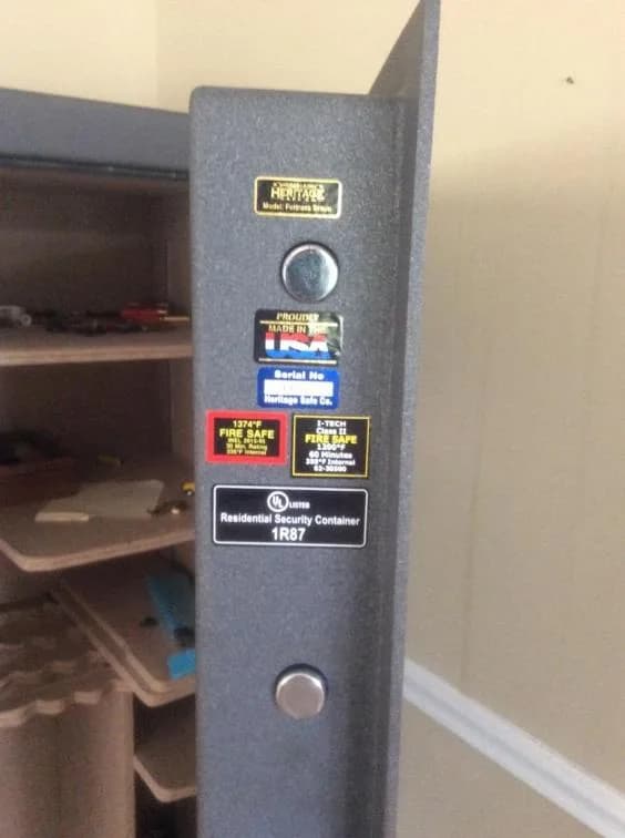 Urgent $2.8 Million Oakton Downsizing Online Auction — auction photograph 2