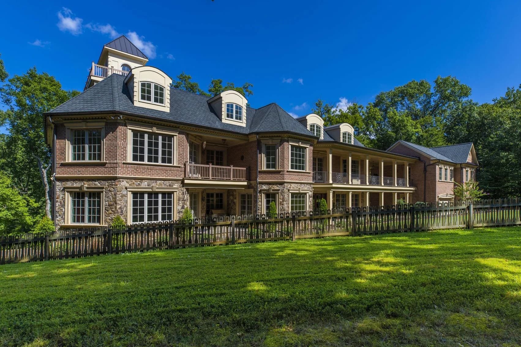 15,000 SF Luxury Springfield Mansion, Downsizing Online Auction — auction photograph 6